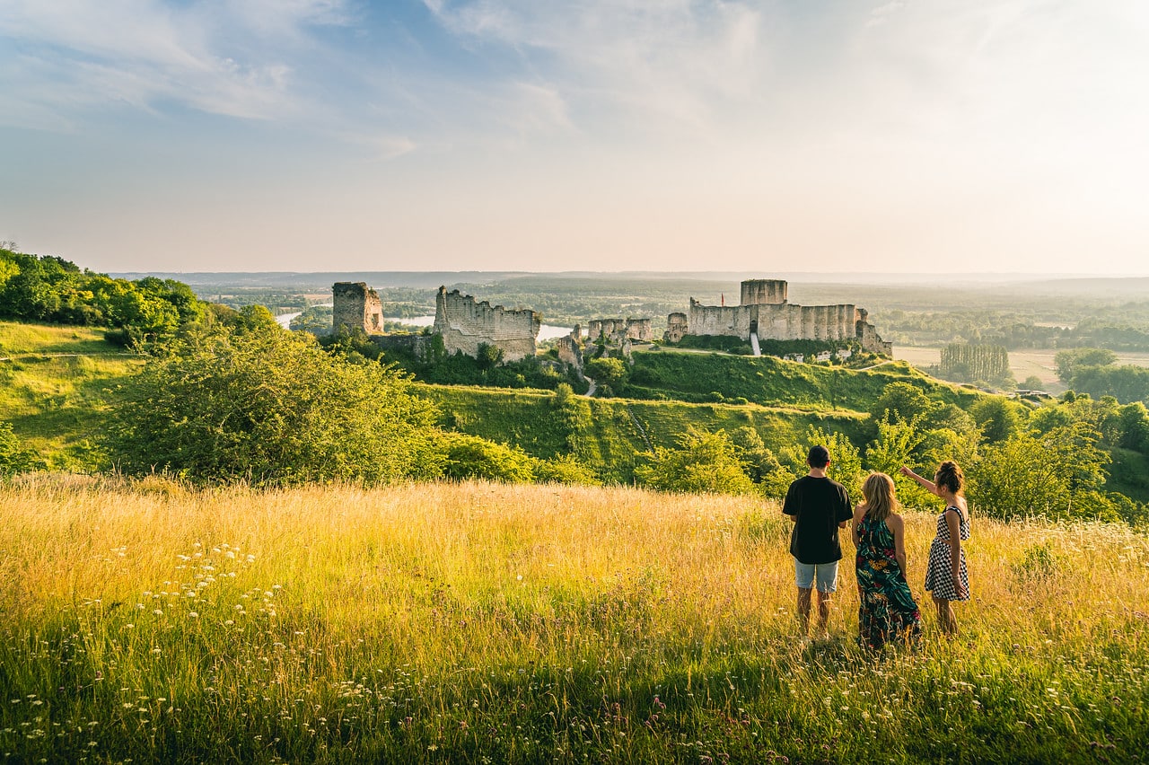 Famille avec vue sur Château-Gaillard